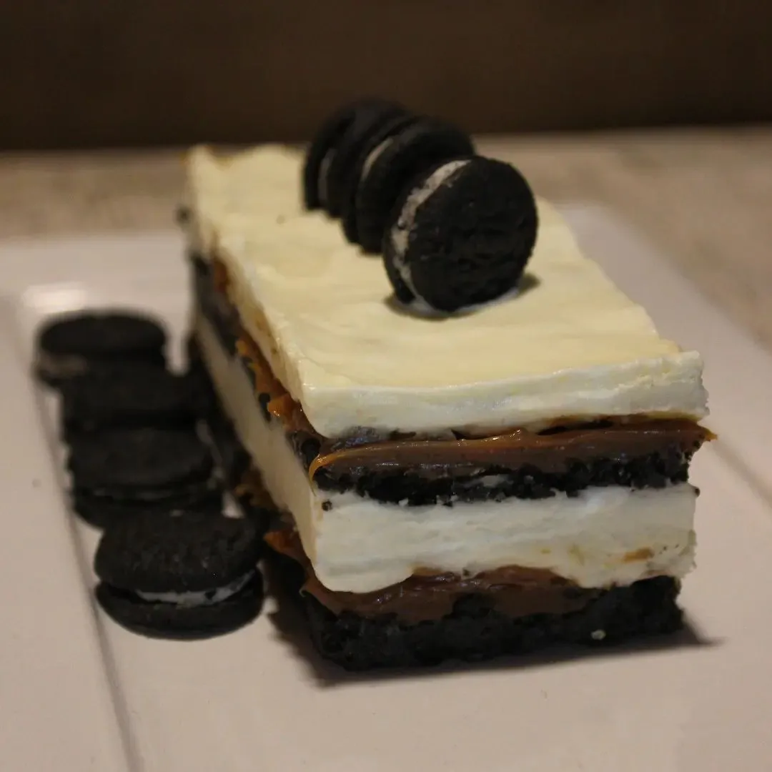 oreoCakeImg