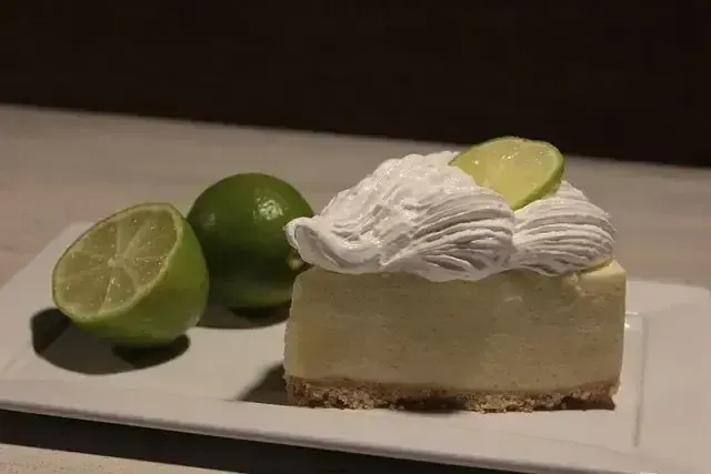 Torta Lemon Mousse